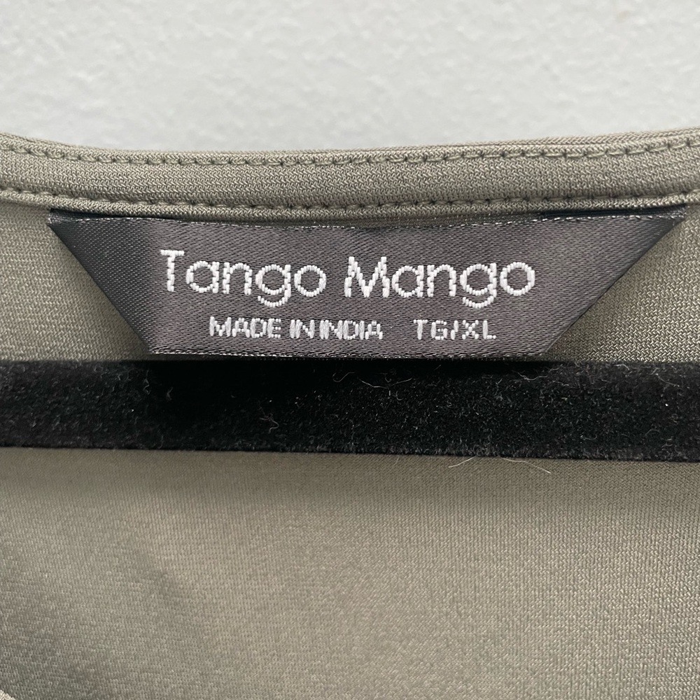 Tango Mango blouse - Picture 3 of 5